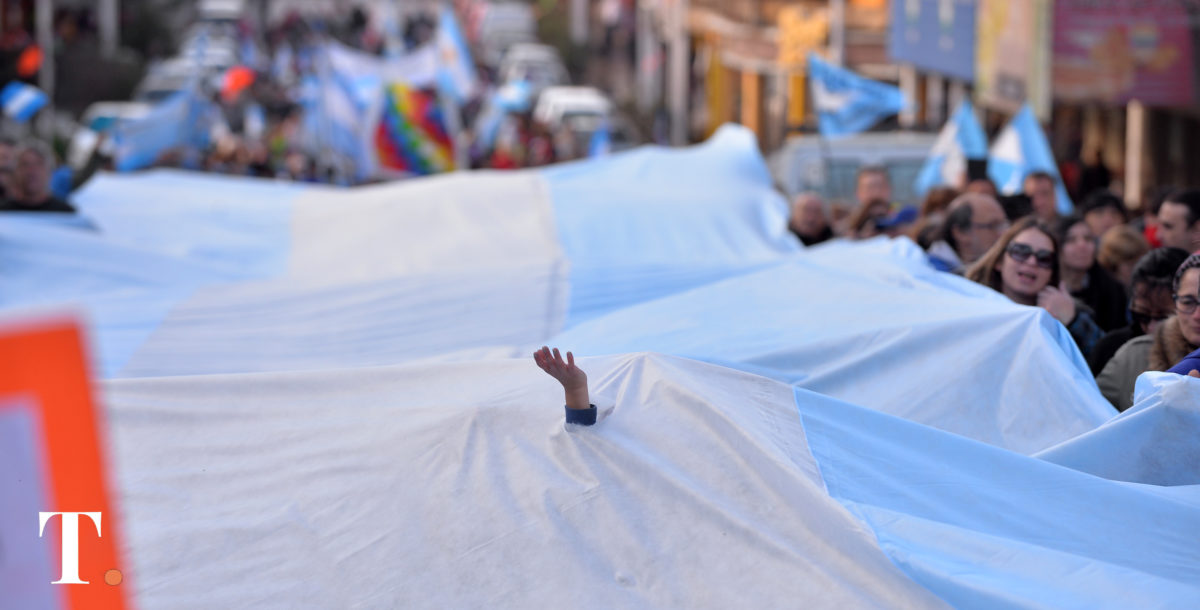 Crece el rechazo al Presupuesto 2019: docentes, médicos y estatales a huelga