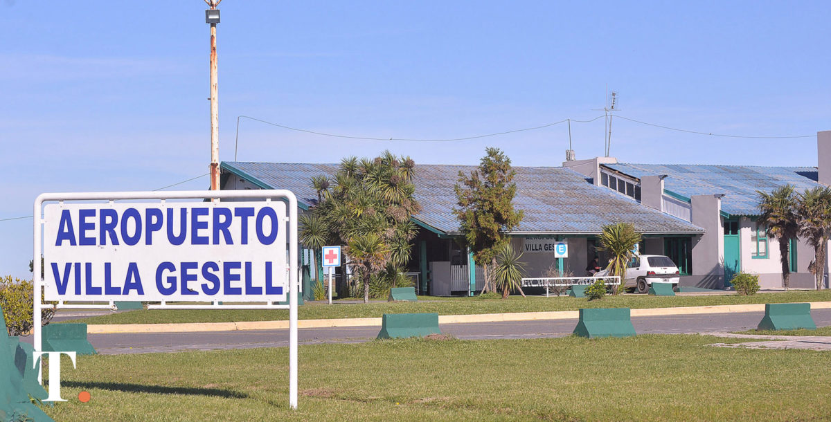 Instalan un tanque cisterna de 8 mil litros en el aeródromo de Villa Gesell