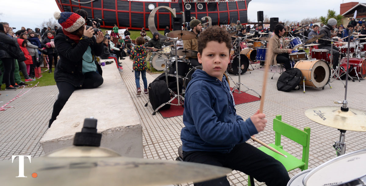Músicos de La Costa unidos en un festival para seguir por internet
