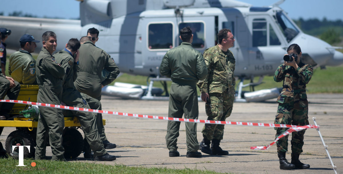 Las Toninas: el Ejército simuló la defensa de los cables de internet ante posibles ataques