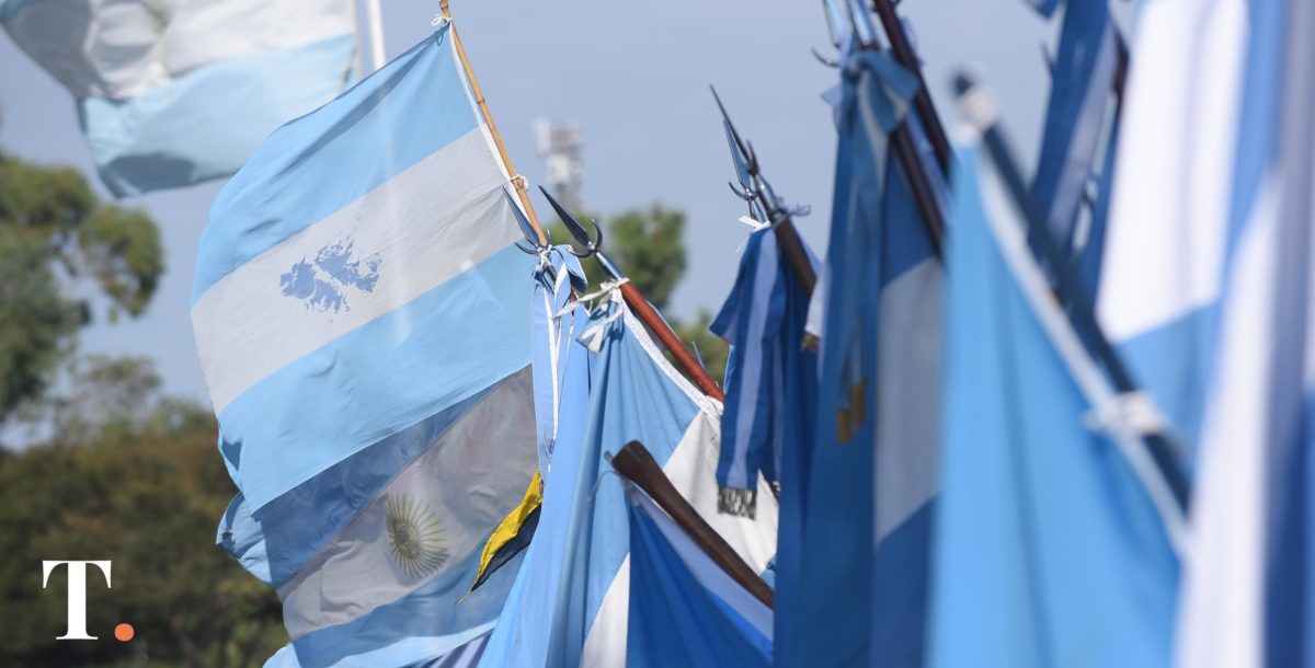 La atleta de Pinamar Candela Cerrone ganó la maratón de las islas Malvinas