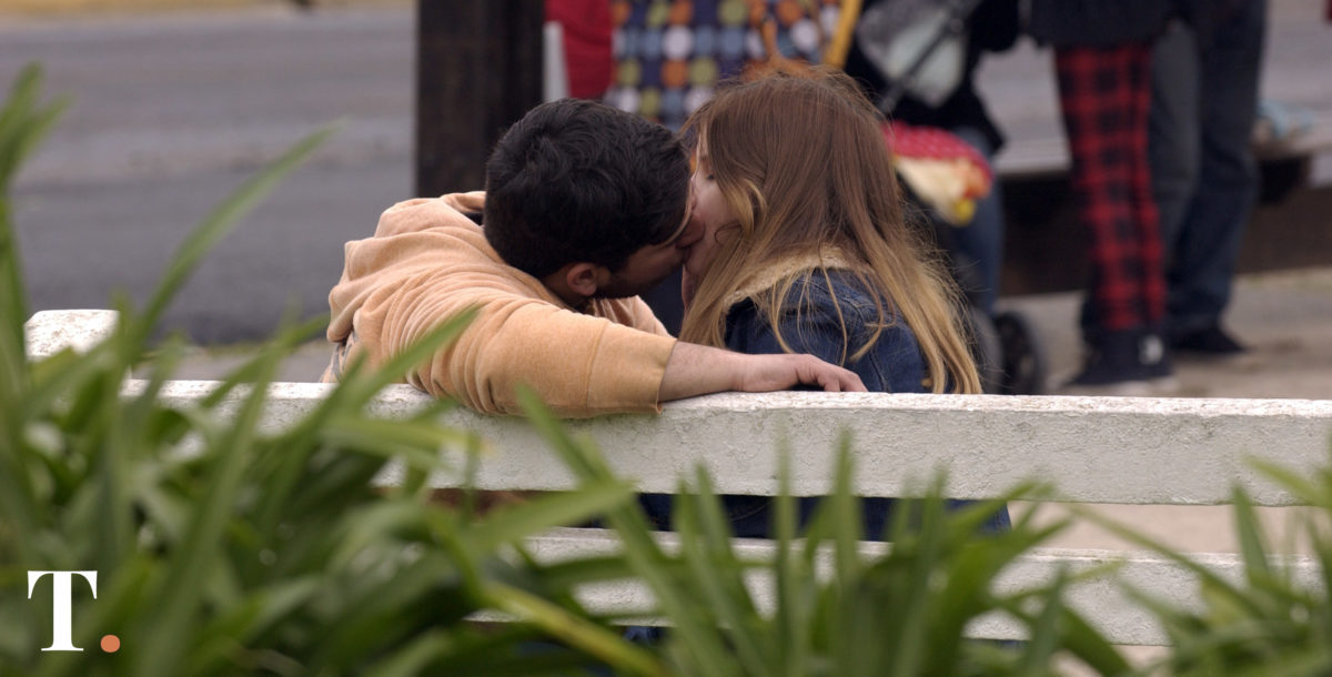 Ronquidos, apneas y dormir en cuartos separados: qué es el “divorcio del sueño”