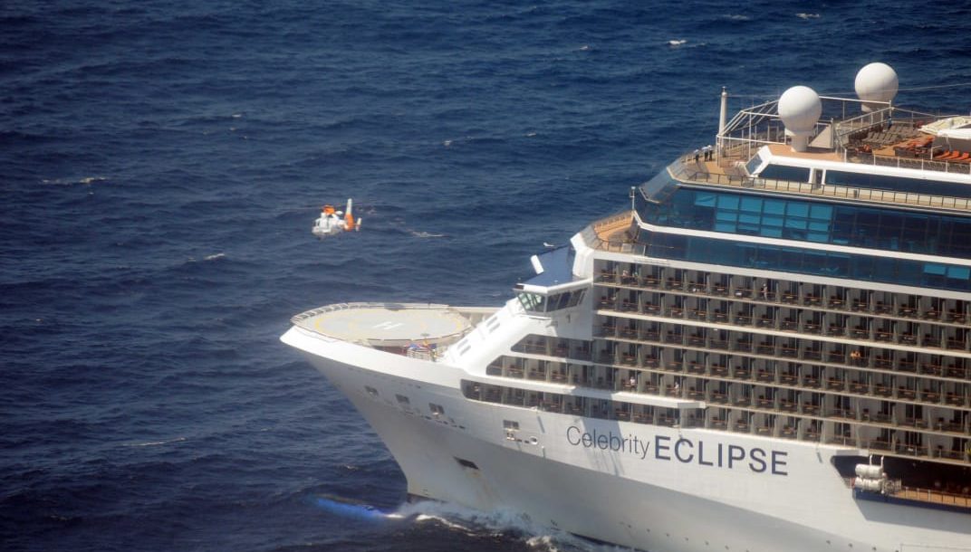 Emergencia en el Mar Argentino: Prefectura evacuó a dos pasajeros de un crucero