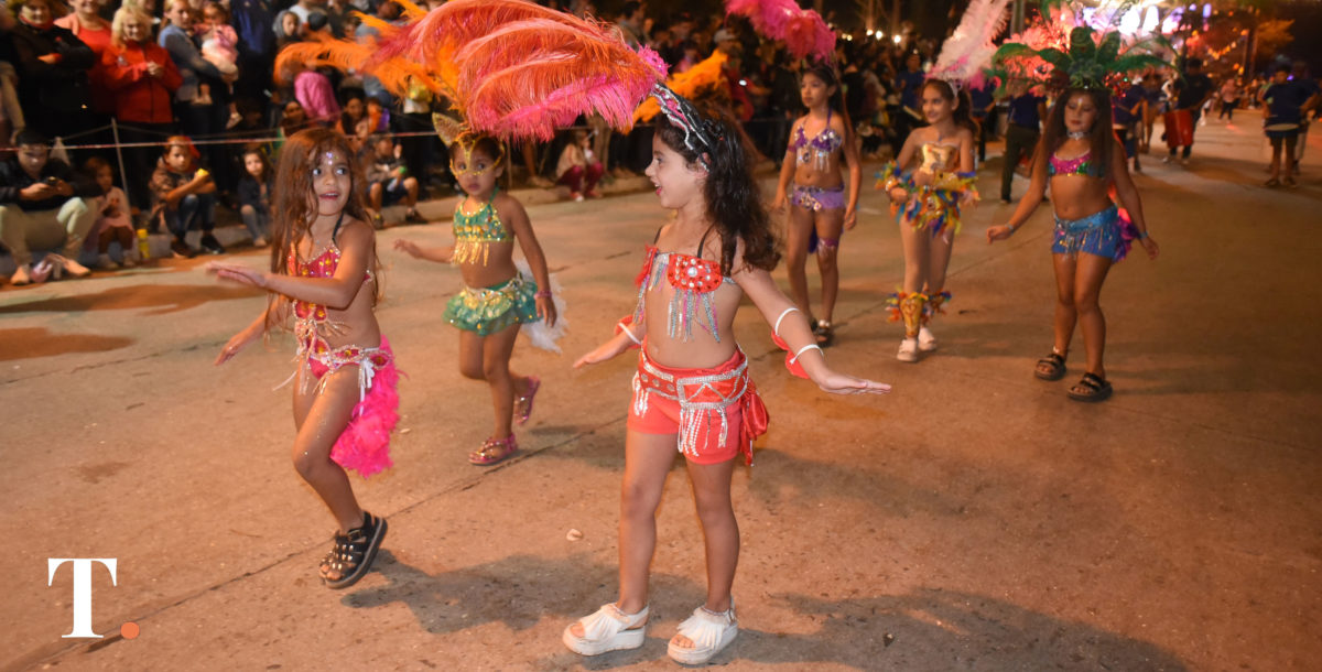 Sin alcohol ni espuma, el carnaval de Villa Gesell tuvo un “gran clima social”