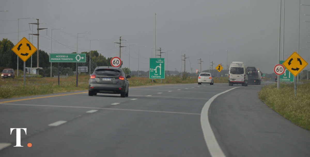 Miles de vehículos rumbo a la costa bonaerense en la previa del 2026