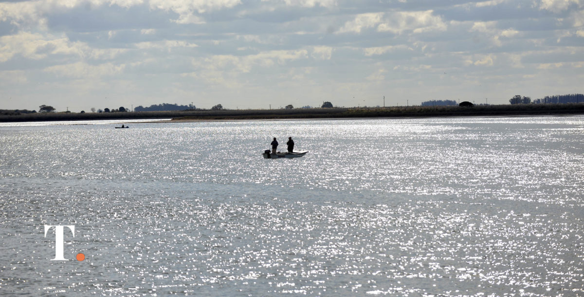 Asisten a kayakistas en la albufera y rescatan a bañistas en Mar de Cobo