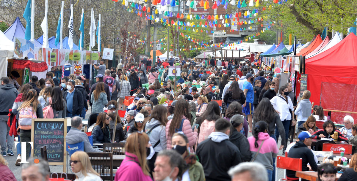 Fin de semana largo: los turistas gastaron más de 17 mil millones de pesos