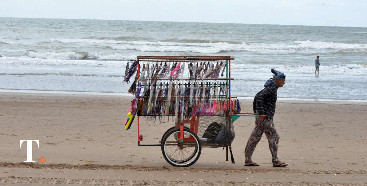 Comenzó la inscripción para la venta ambulante en Villa Gesell