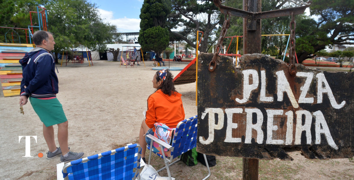 San Clemente del Tuyú y los payadores: poesía improvisada en plaza Pereira