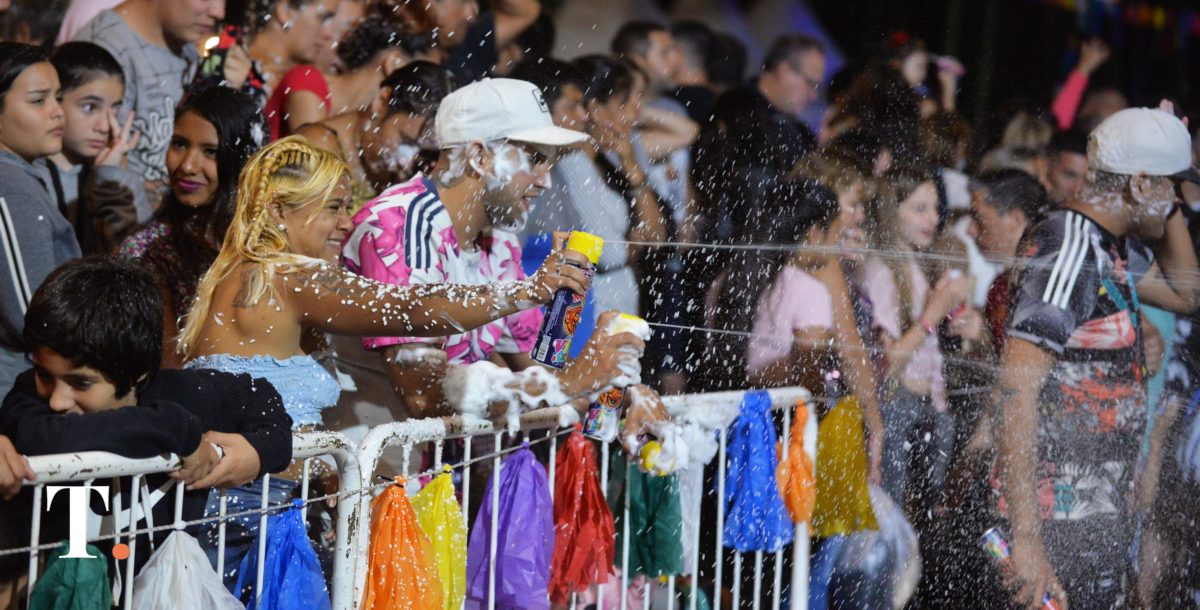 Carnaval del Sol: iniciaron los festejos en el corsódromo ‘Antu Kawiñ’ de Dolores