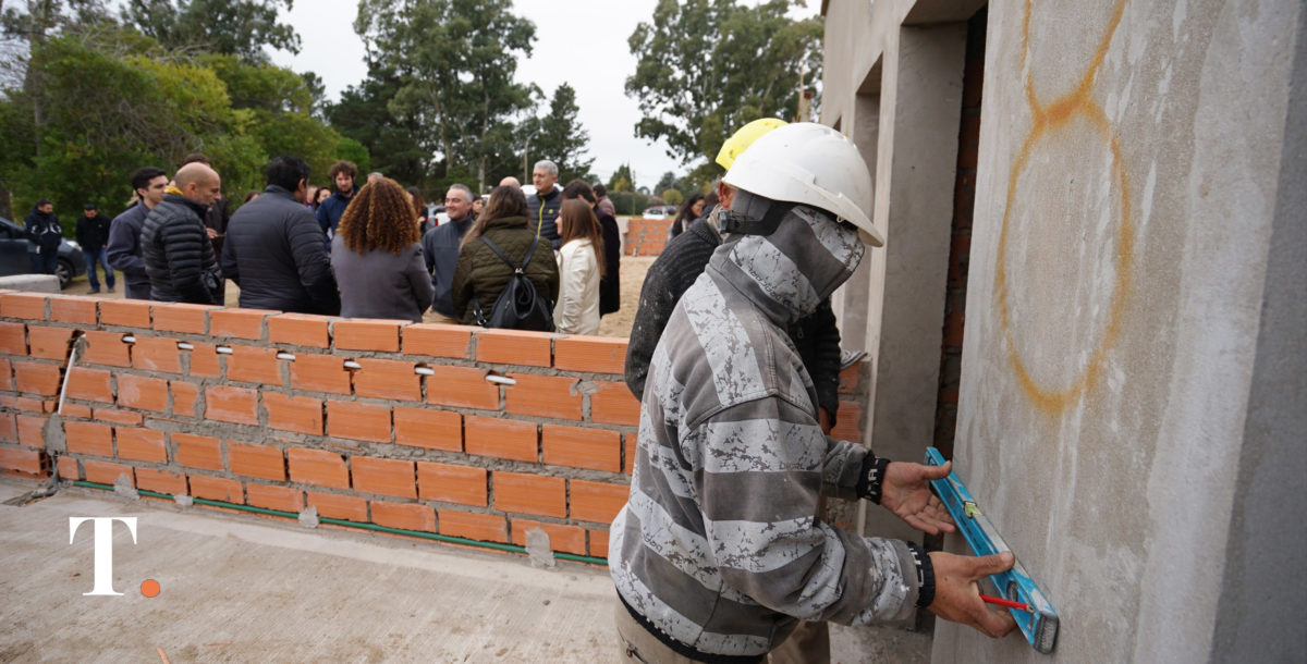 Invertirán $624 millones para terminar 184 viviendas en Villa Gesell