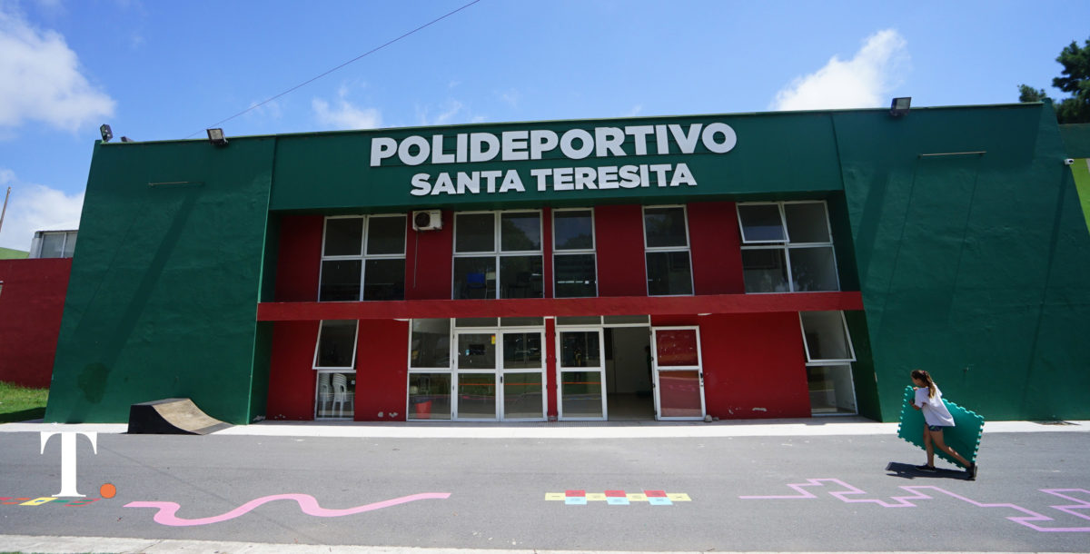 Realizan obras en los polideportivos de Santa Teresita y Mar de Ajó