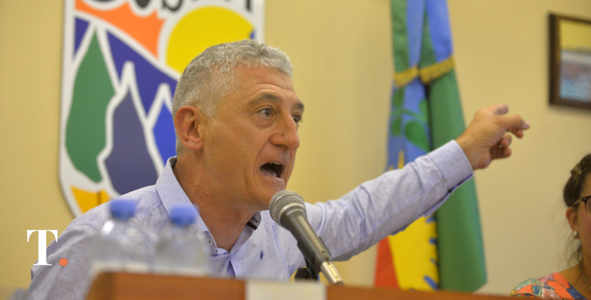 Barrera congela sueldos políticos por seis meses en Villa Gesell
