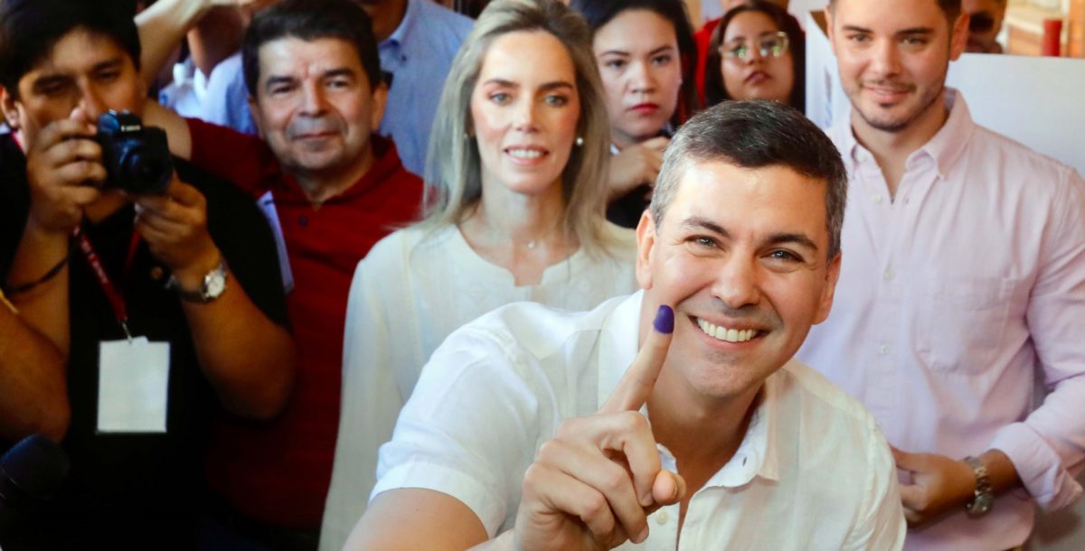 Santiago Peña se impone en las urnas y es el presidente electo de Paraguay
