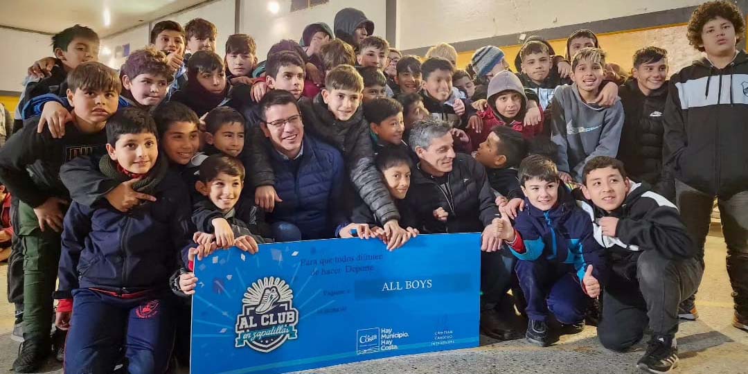 ‘Al club en zapatillas’ sumó a más de 300 chicos de La Costa