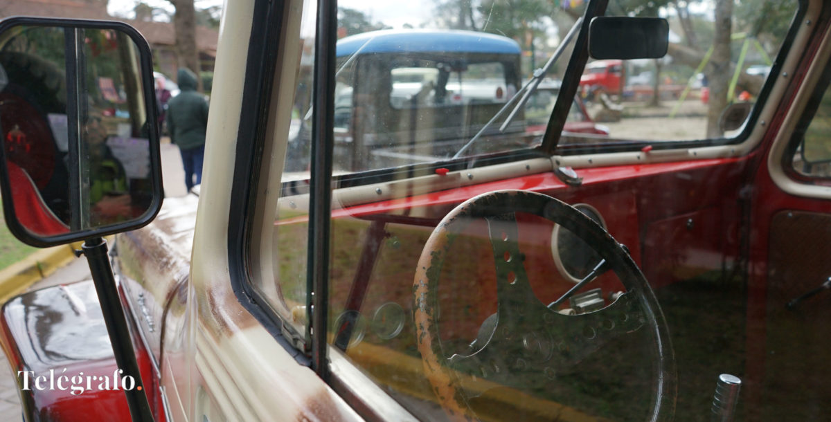 Fin de semana en San Clemente del Tuyú con autos clásicos y espectáculos