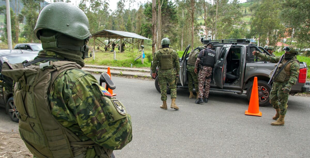 El caos se apodera de Ecuador en una escalada de violencia sin precedentes