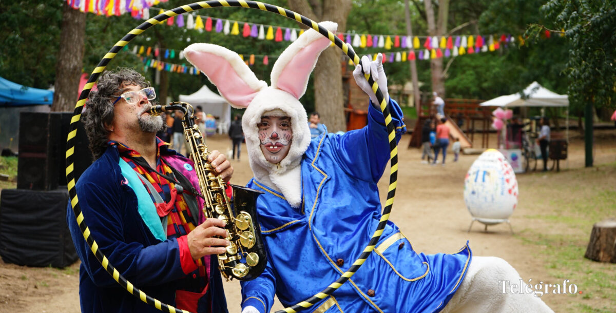 Pascuas y concurso de disfraces en Villa Gesell: ¿quién quiere ser el conejo?