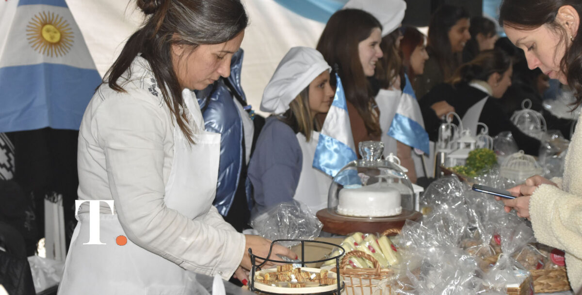 En Dolores las mujeres tienen más formación pero menos empleo