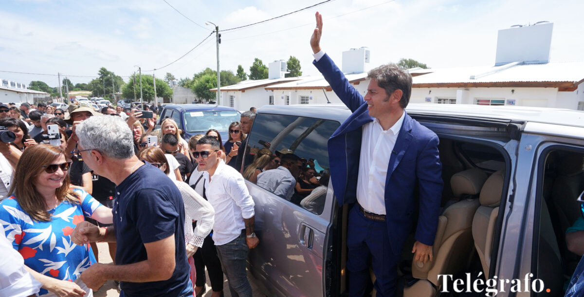 Kicillof entregó viviendas e inauguró obras en Villa Gesell