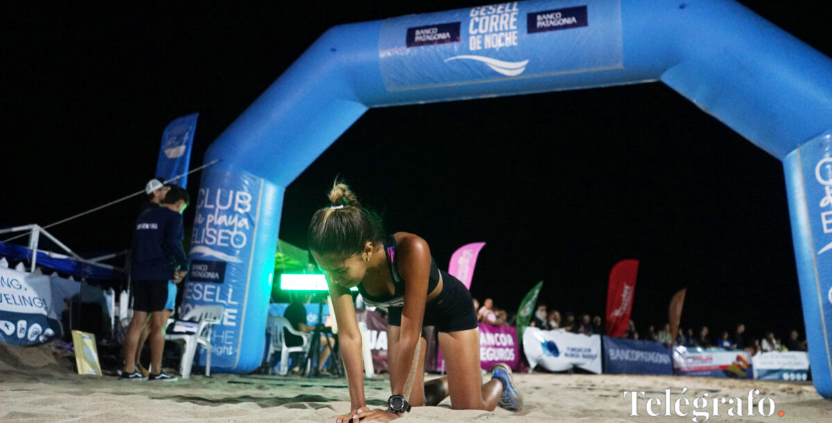 Así se vivió una nueva tradición atlética nocturna en las playas de Villa Gesell