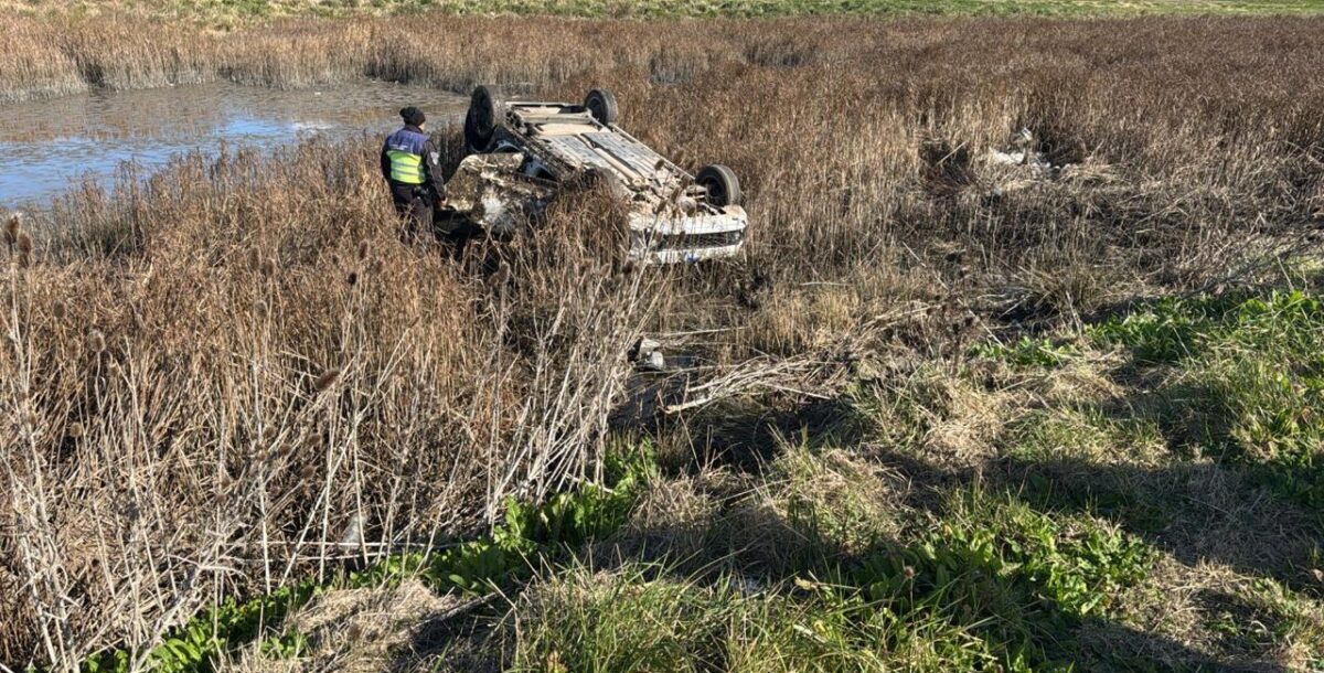 Tres mujeres protagonizaron un despiste y vuelco en ruta 11